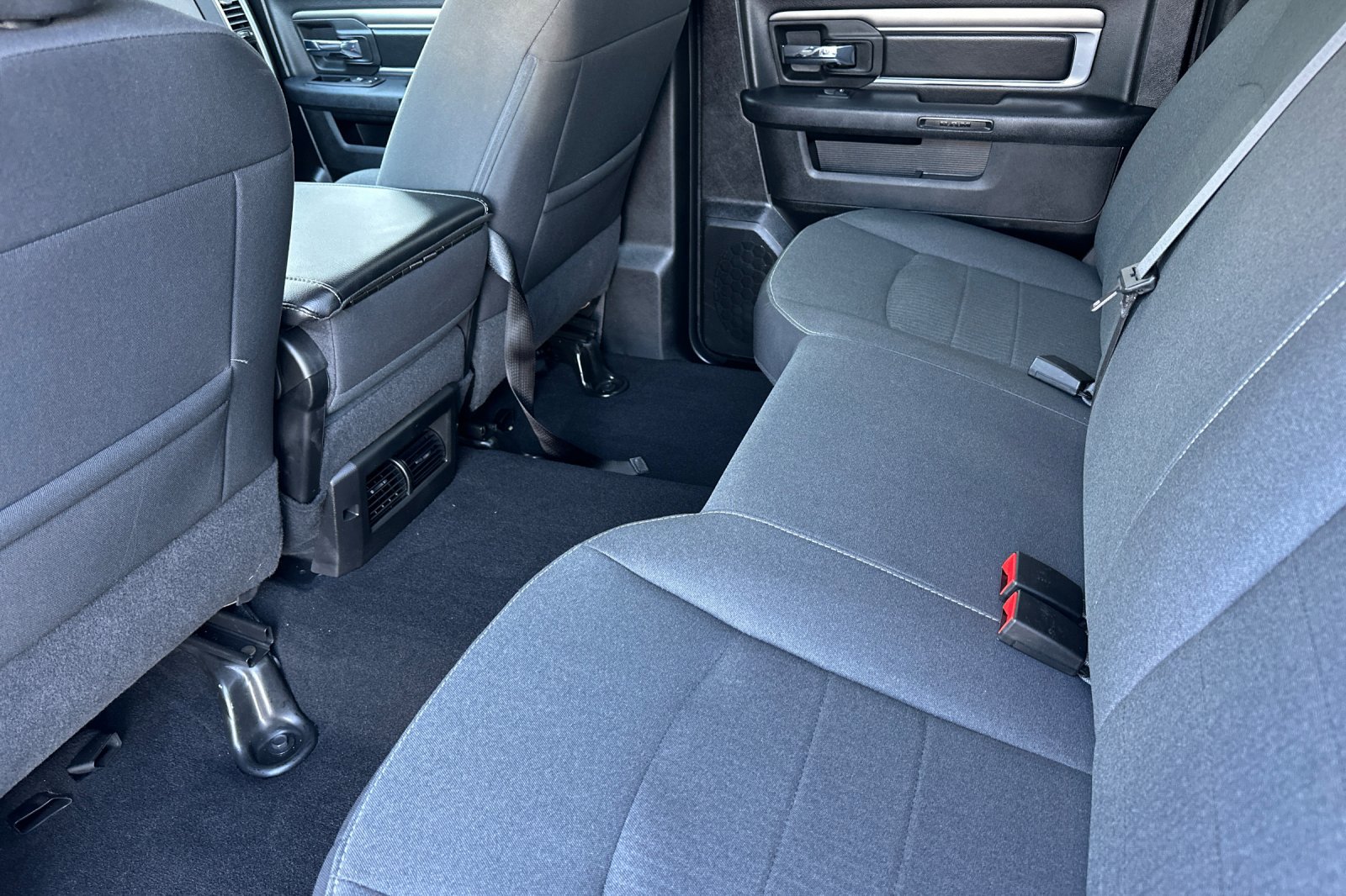 Used 2024 RAM 1500 Classic Warlock image 12