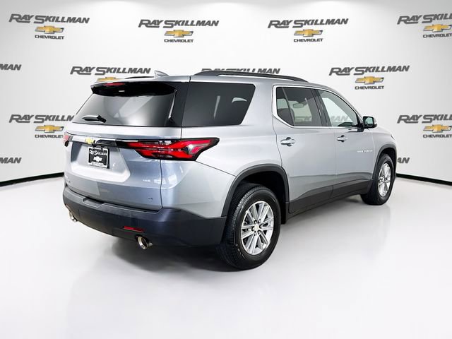 Used 2023 Chevrolet Traverse LT FWD image 7