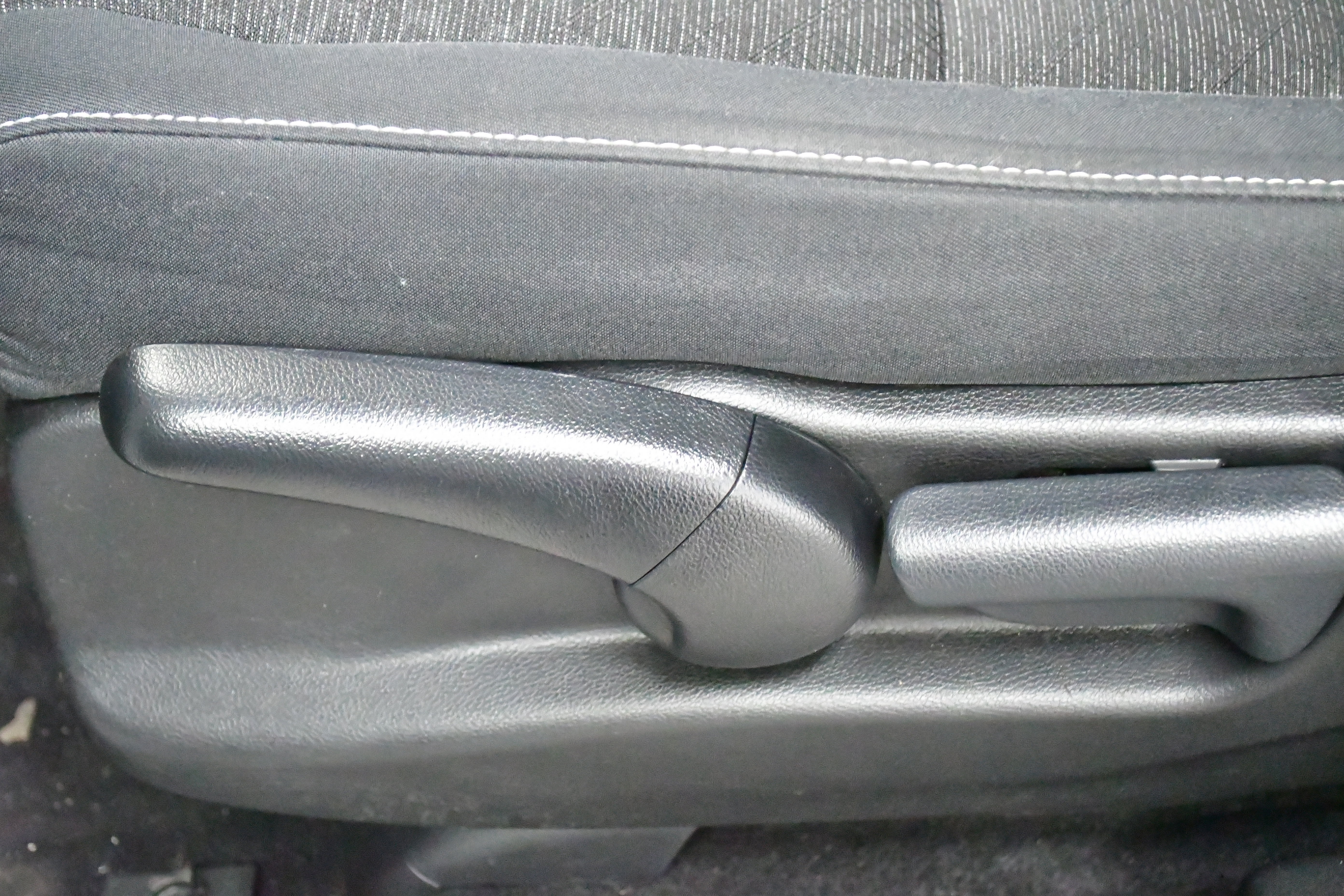 Used 2023 Honda Ridgeline Sport image 12