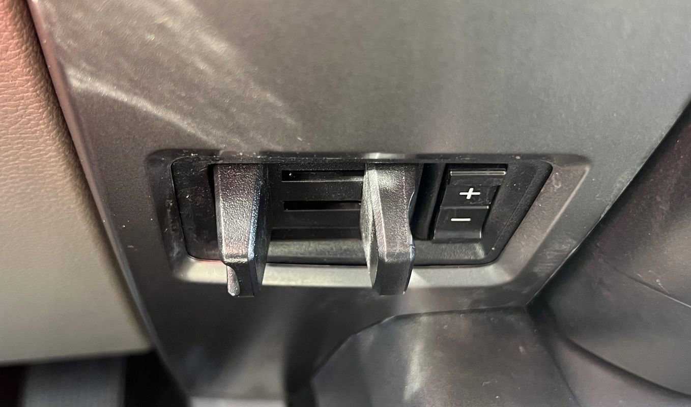 Used 2018 Ford F150 XLT w/ Equipment Group 302A Luxury image 27