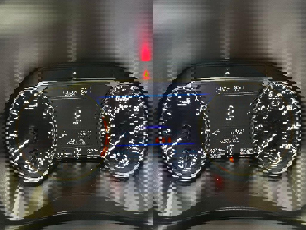 Used 2024 Nissan Altima 2.5 SR image 23