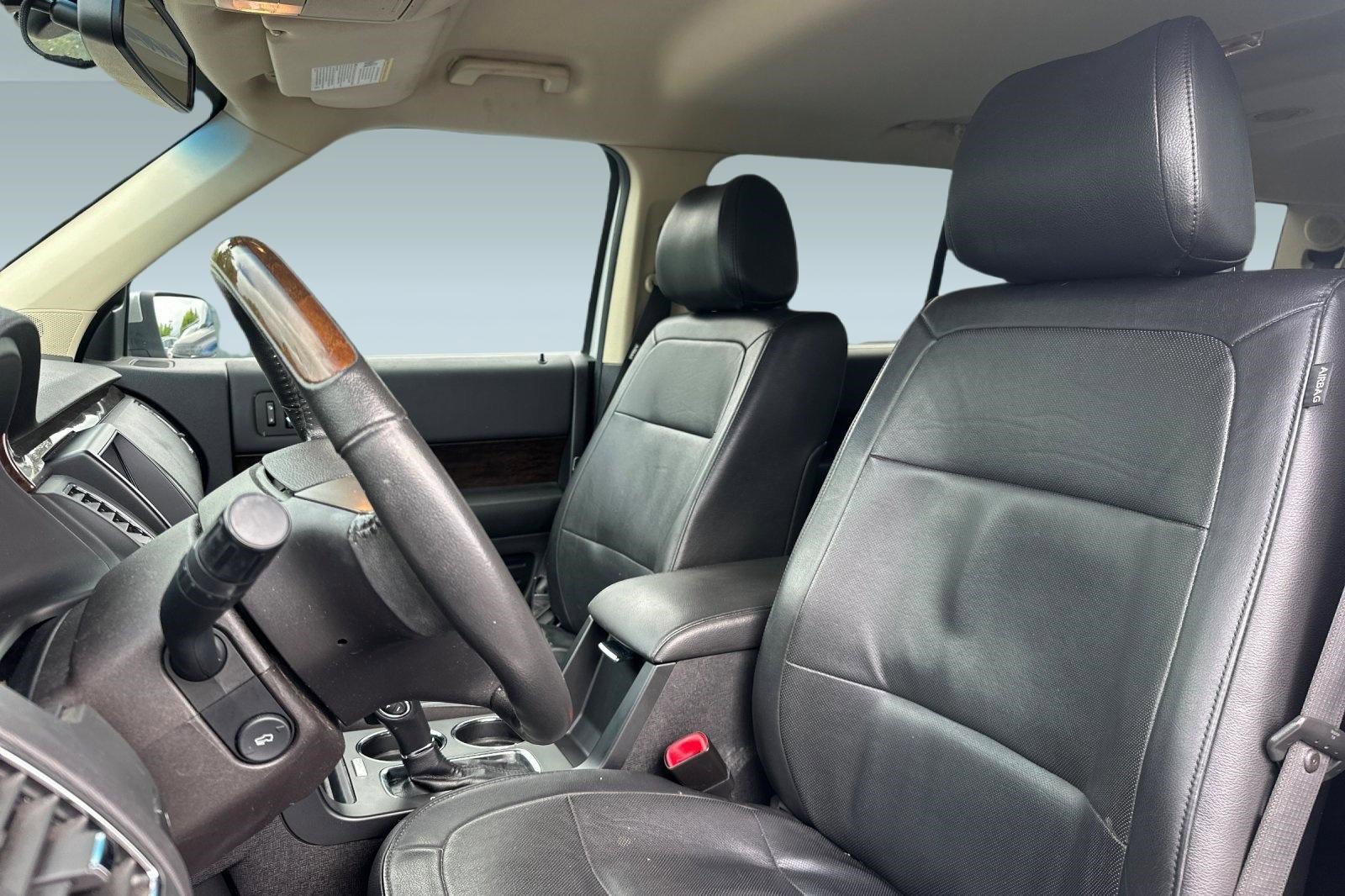 Used 2019 Ford Flex Limited image 22