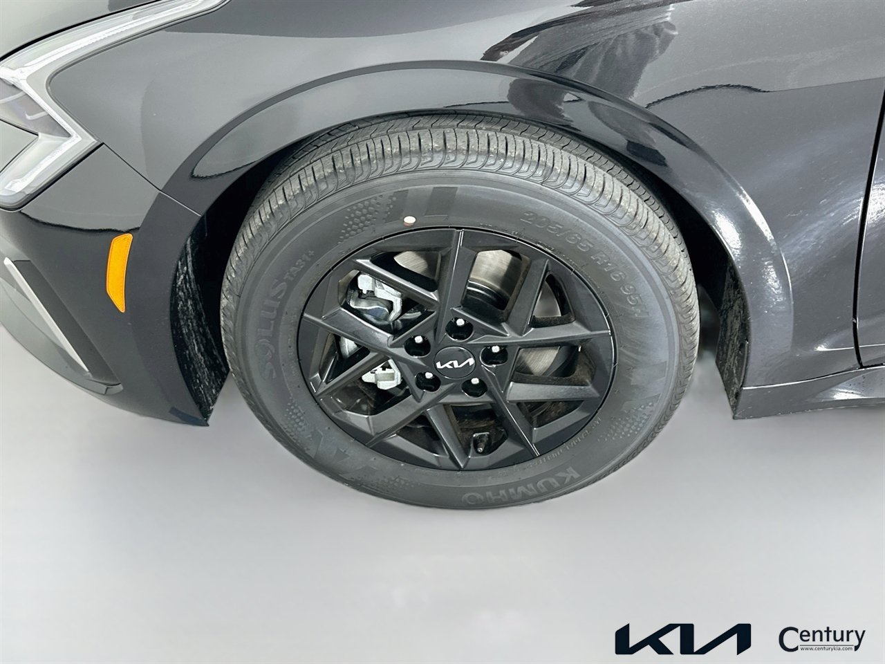 New 2026 Kia K5 LXS FWD image 18