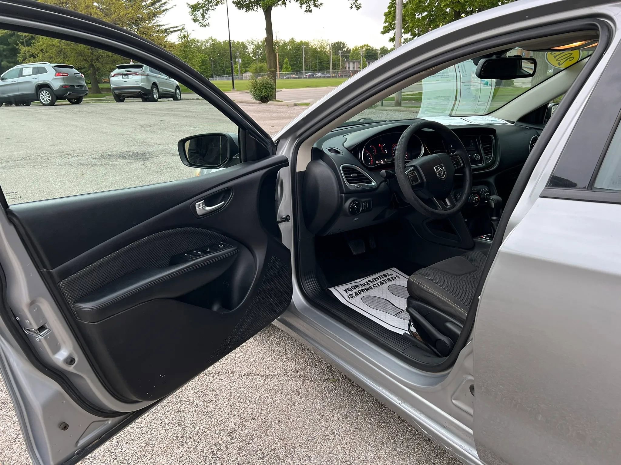 Used 2015 Dodge Dart SXT FWD image 9