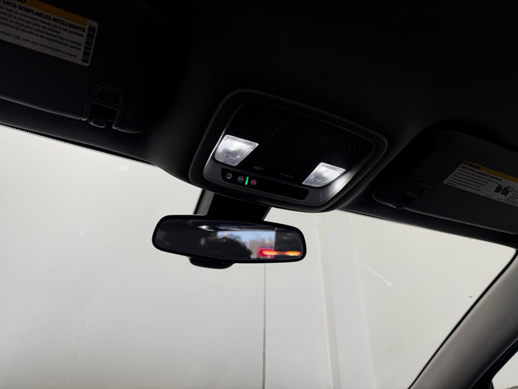 Used 2022 Chevrolet Malibu LT image 26