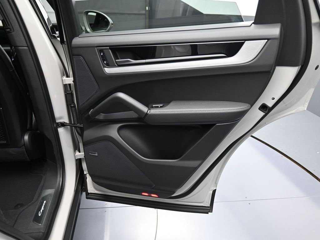 New 2026 Porsche Cayenne S image 26