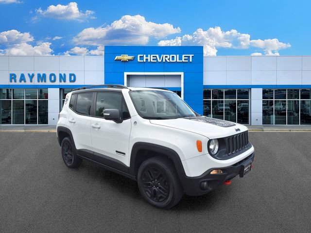 Used 2017 Jeep Renegade Trailhawk AWD/4WD image 1