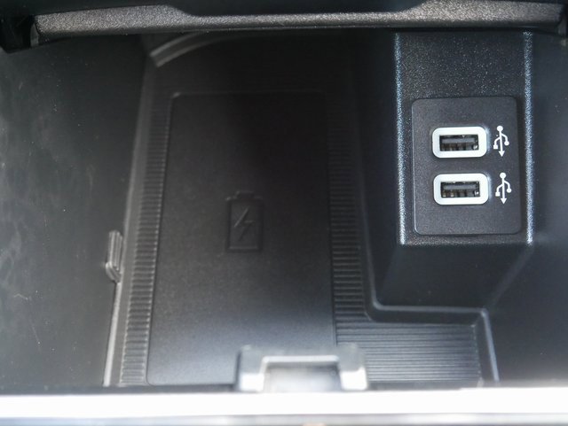 Used 2020 Ford Edge ST w/ Equipment Group 401A image 22