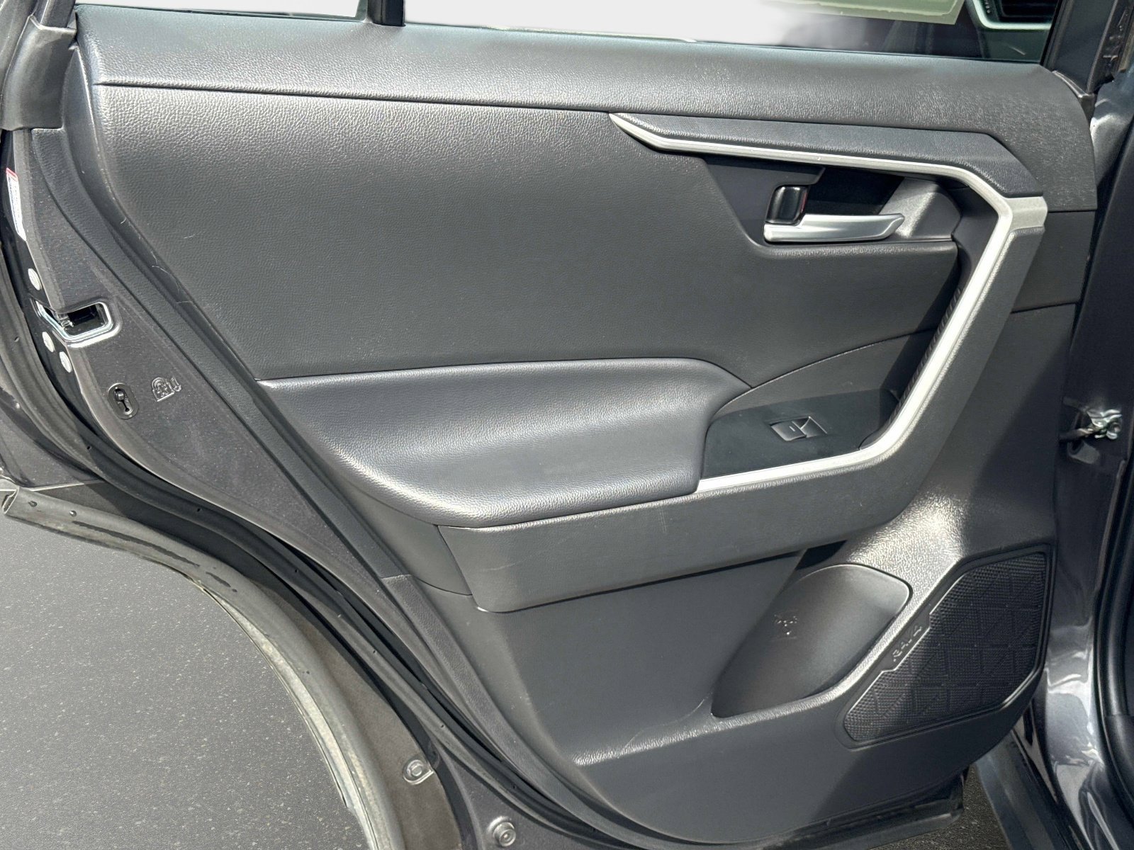 Used 2024 Toyota RAV4 XLE AWD/4WD image 14