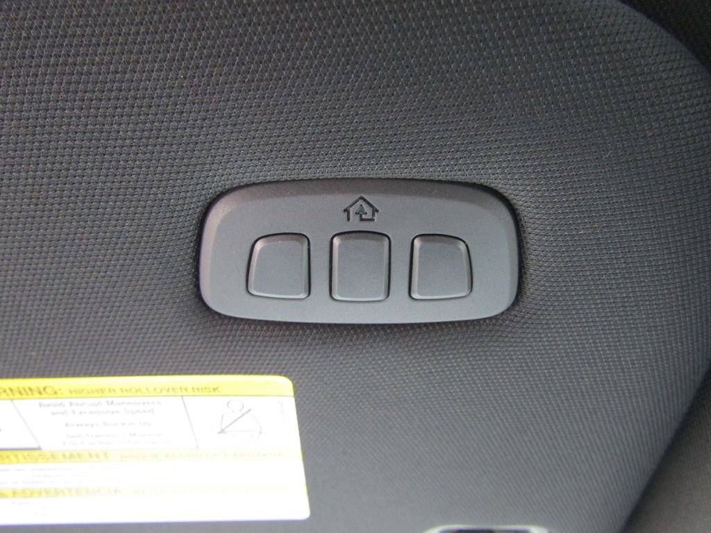 New 2025 Ford F150 Lariat w/ Equipment Group 501A Mid image 32