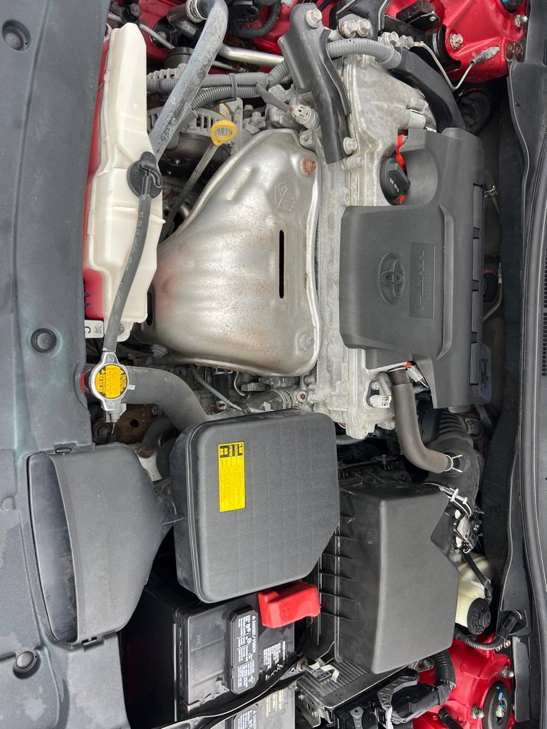 Used 2014 Toyota Camry L image 42