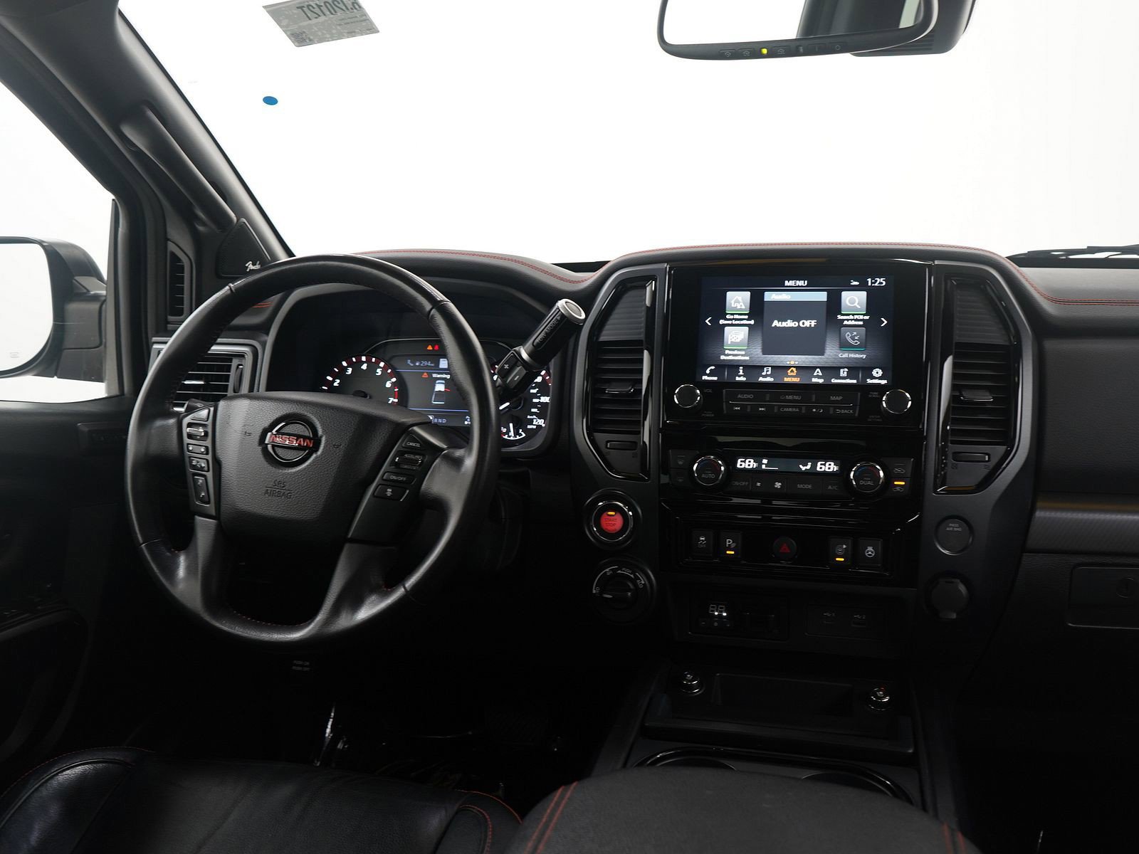 Used 2020 Nissan Titan PRO-4X w/ Pro-4x Convenience Package image 13