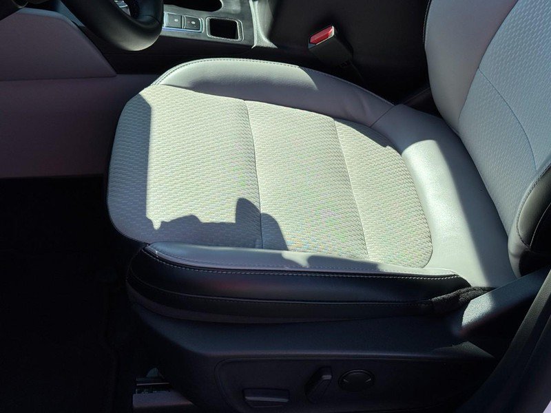 Used 2024 Ford Escape SE FWD image 24