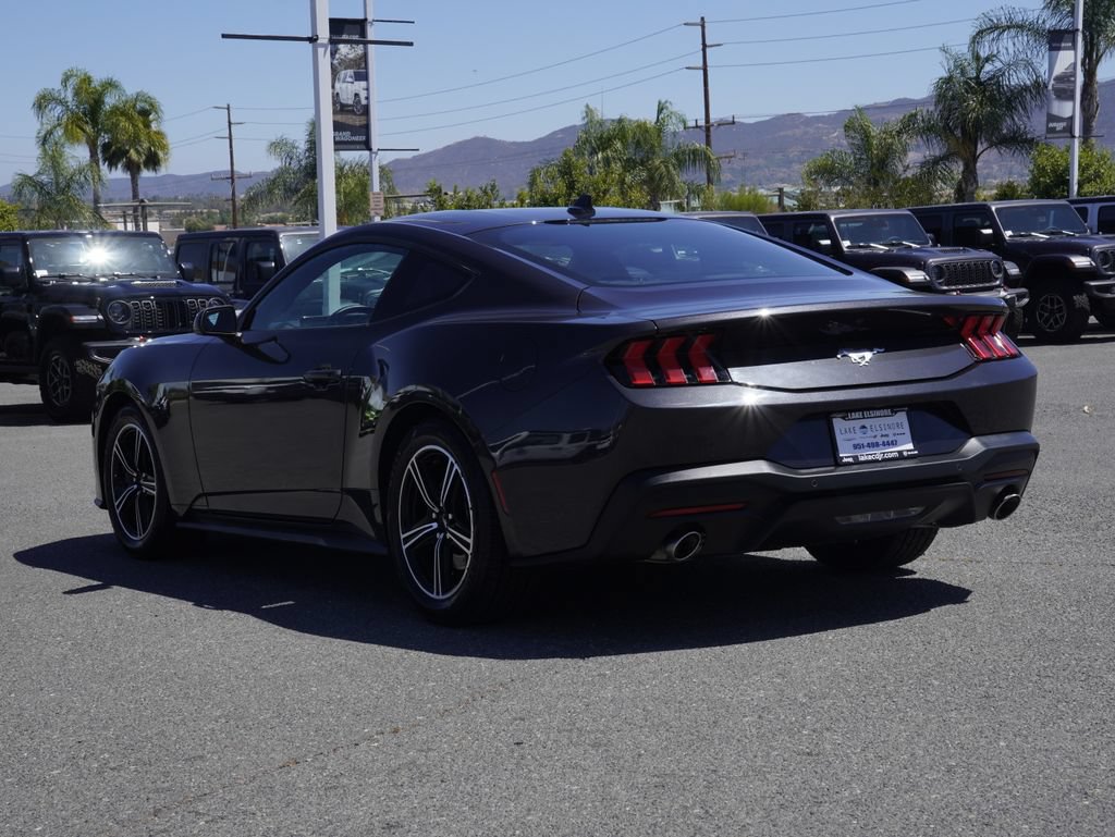 Used 2024 Ford Mustang Coupe RWD image 6