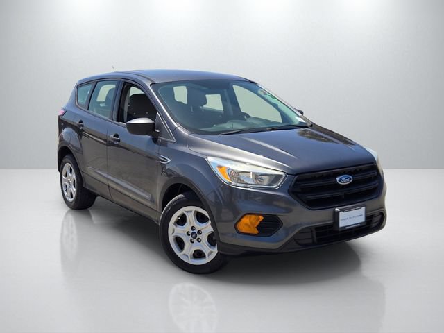 Used 2017 Ford Escape S FWD image 1