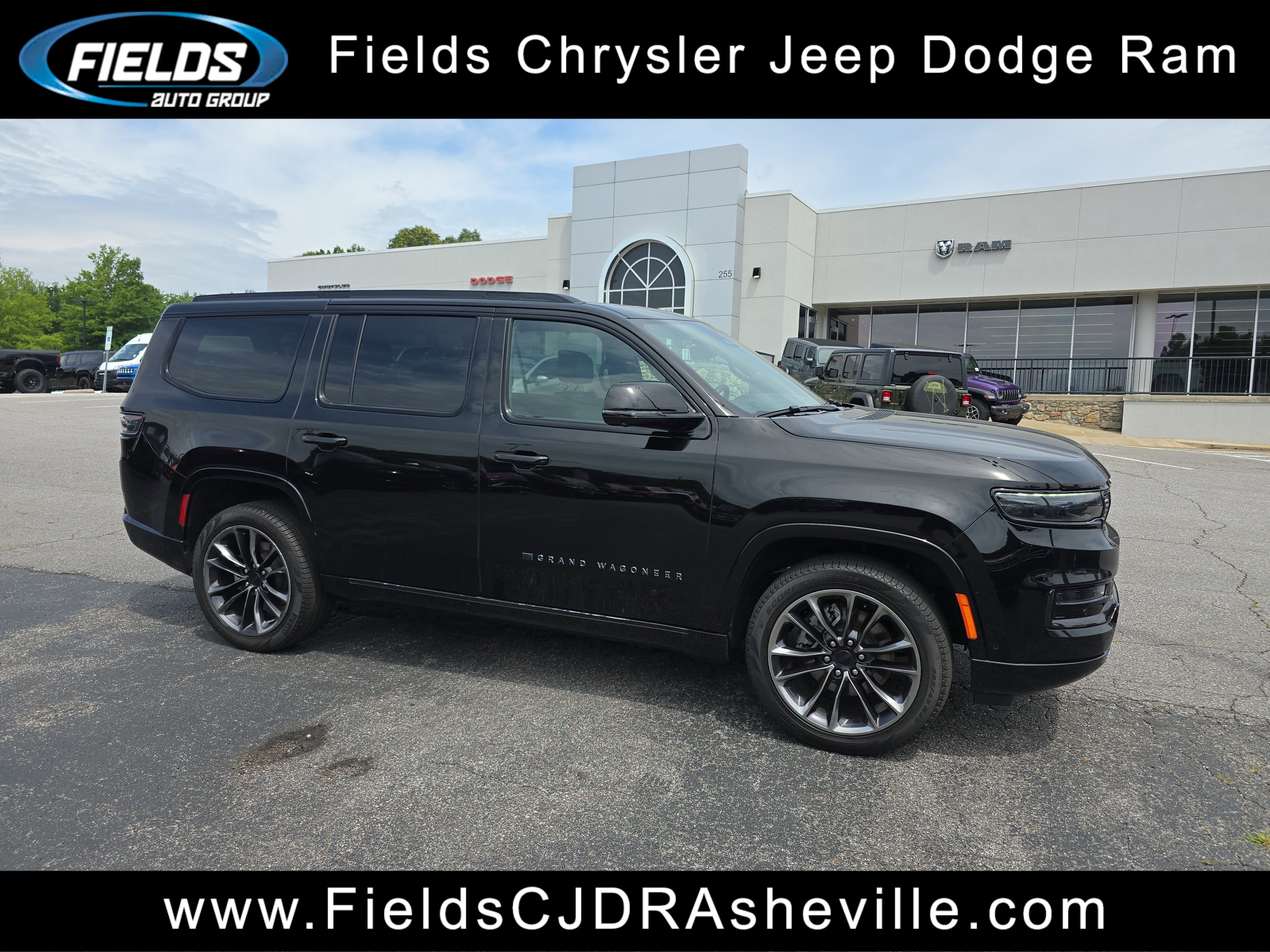 Used 2025 Jeep Grand Wagoneer Series II Obsidian w/ Quick Order Packagew 28T