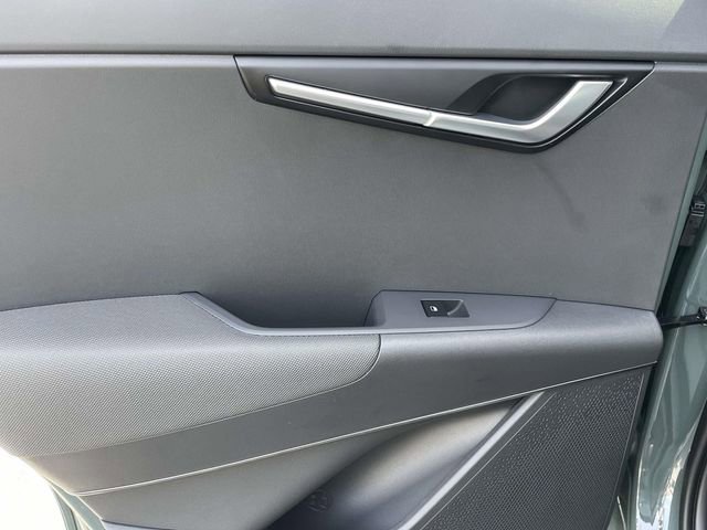 New 2026 Kia Niro SX Touring image 25
