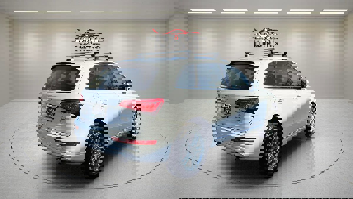 Used 2017 Audi Q5 2.0T Premium Plus w/ Technology Package image 5