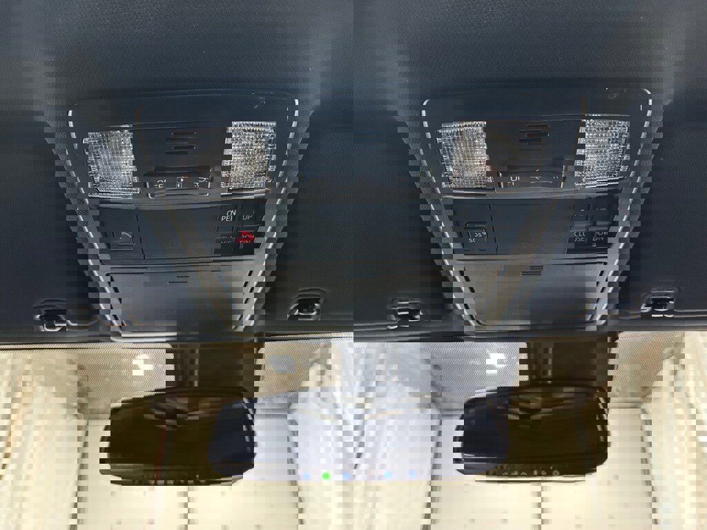 Used 2023 Toyota Tacoma Limited image 37