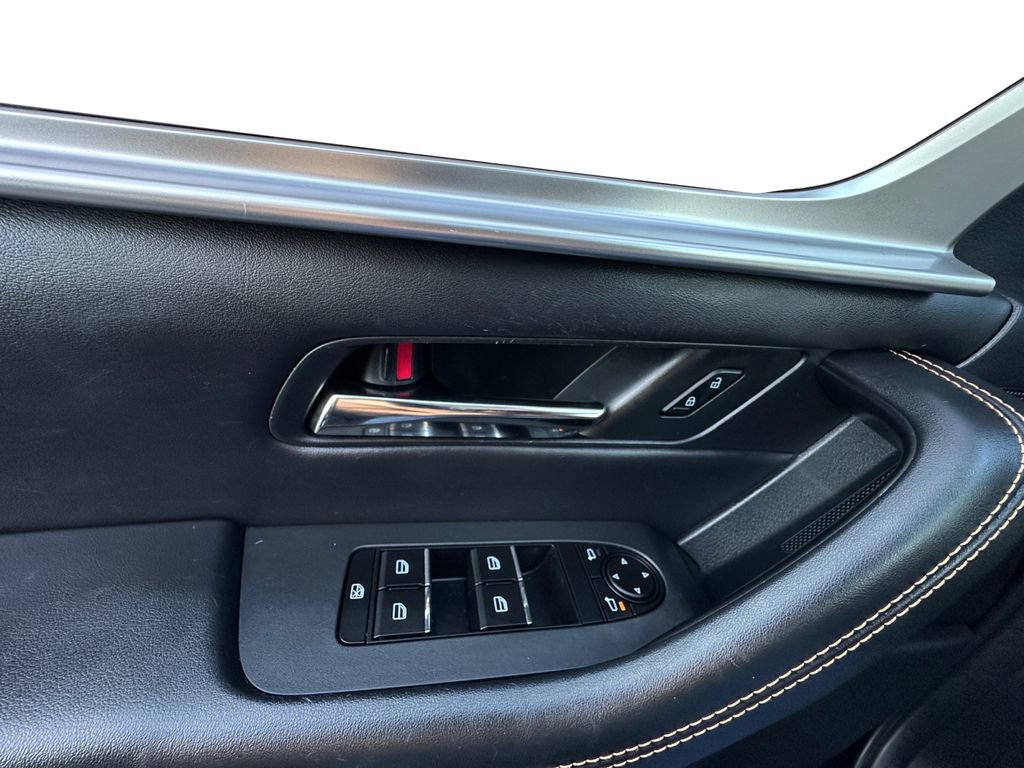 Used 2024 MAZDA CX-90 Plug-In Hybrid w/ Preferred image 11