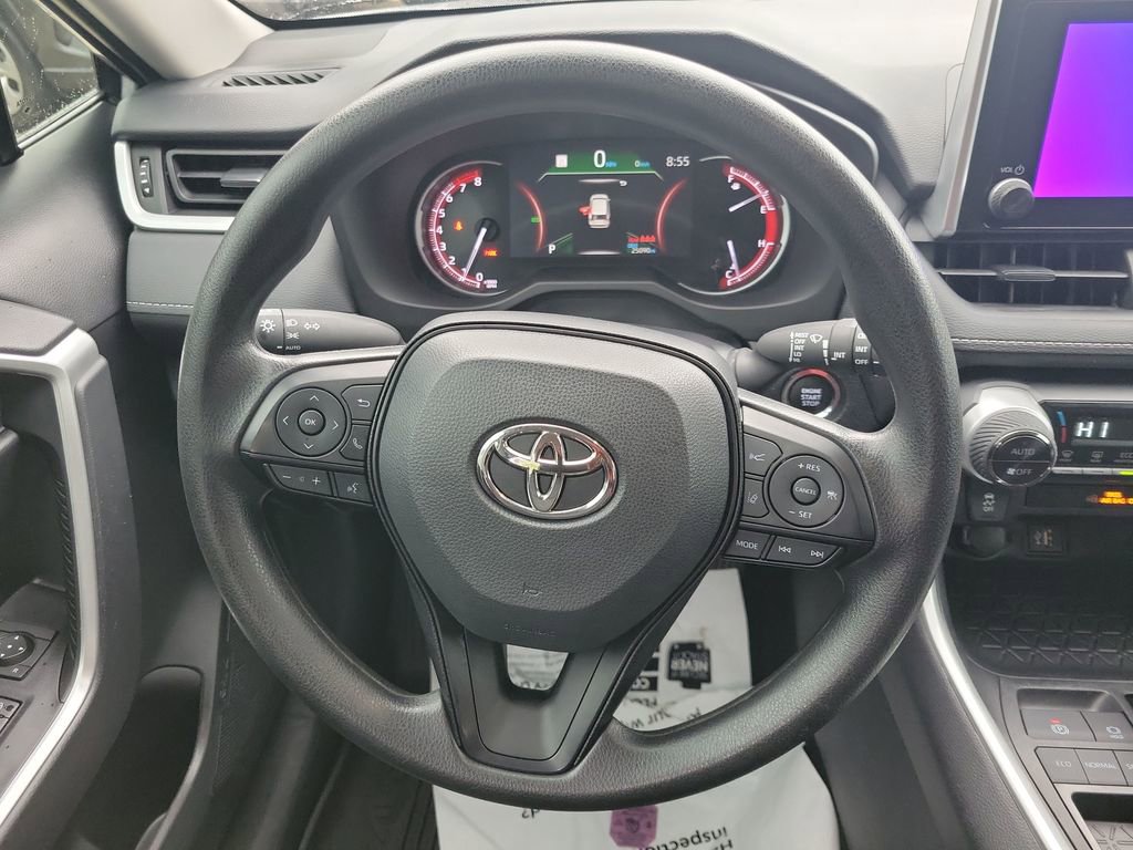Certified 2023 Toyota RAV4 XLE FWD image 23