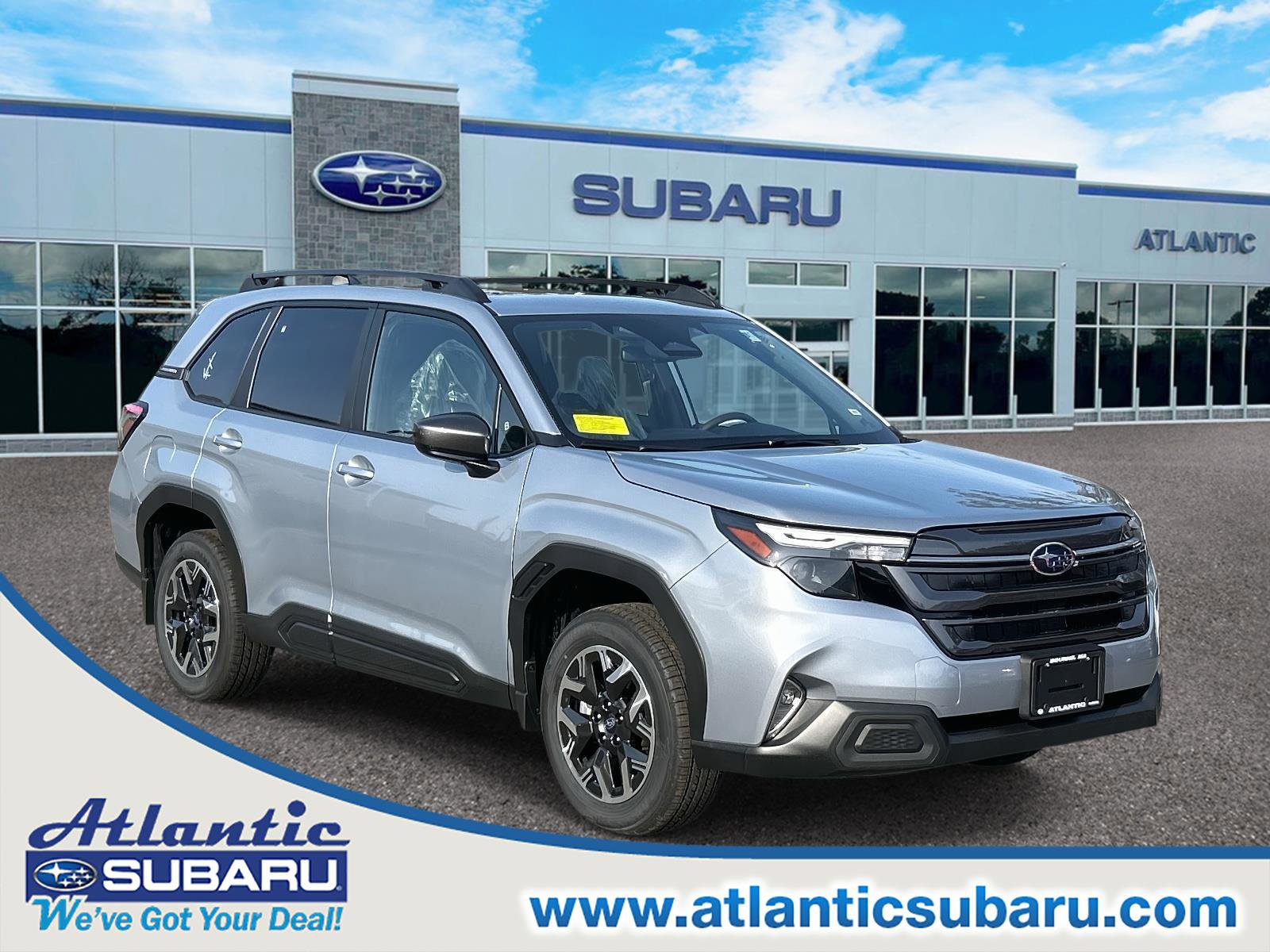 Used 2025 Subaru Forester Premium image 1