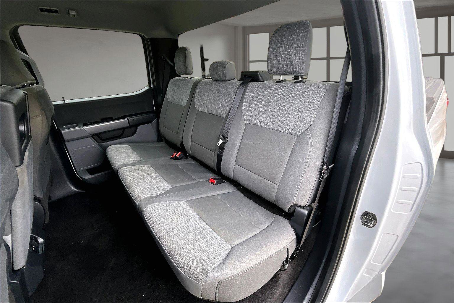 Used 2022 Ford F150 XLT w/ Trailer Tow Package image 27