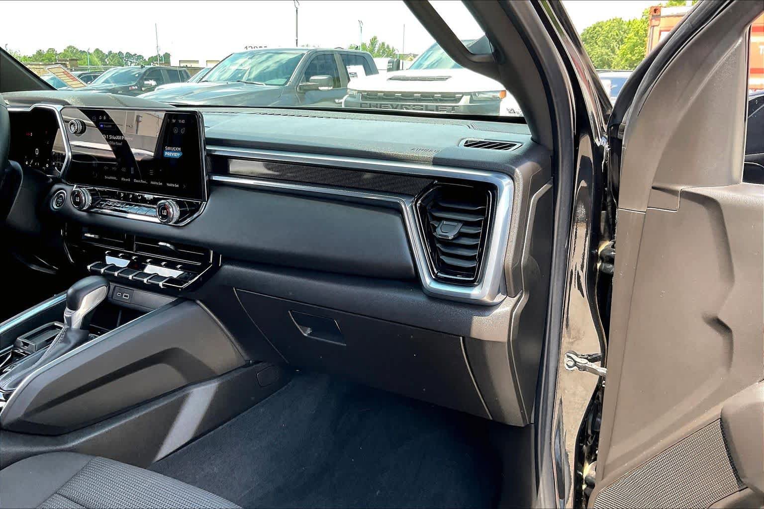 Used 2025 GMC Canyon Elevation w/ Convenience Package RWD image 18