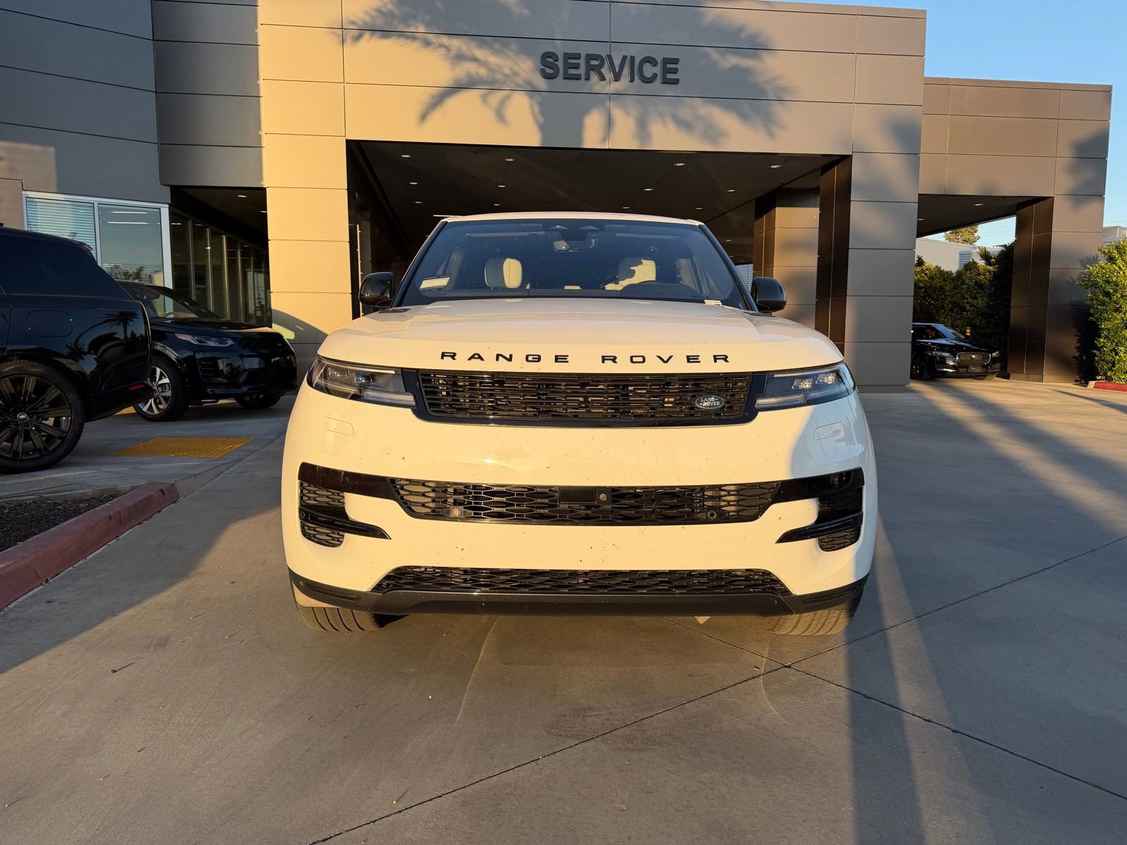 Certified 2023 Land Rover Range Rover Sport SE AWD/4WD image 2