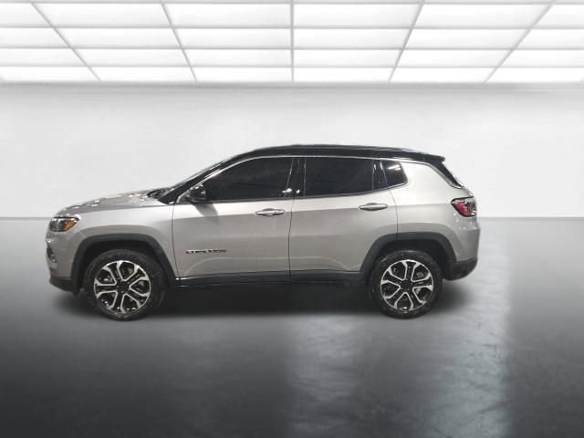 Used 2024 Jeep Compass Limited image 7