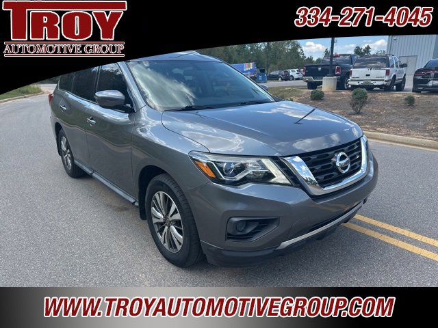 Used 2020 Nissan Pathfinder S image 3