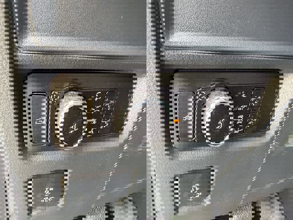 New 2026 Ford F150 XL w/ Equipment Group 103A High image 13