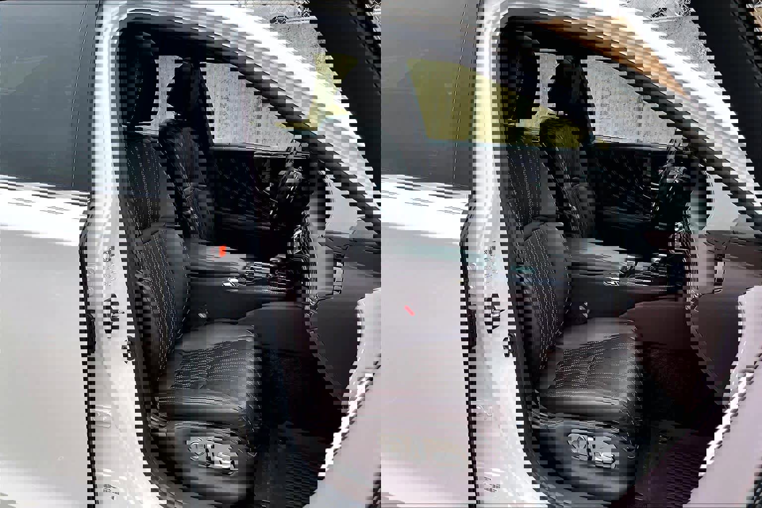 Used 2020 Lexus LS 500 image 9