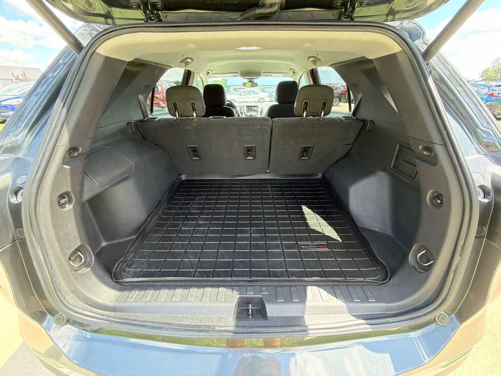 Used 2020 Chevrolet Equinox LT FWD image 27