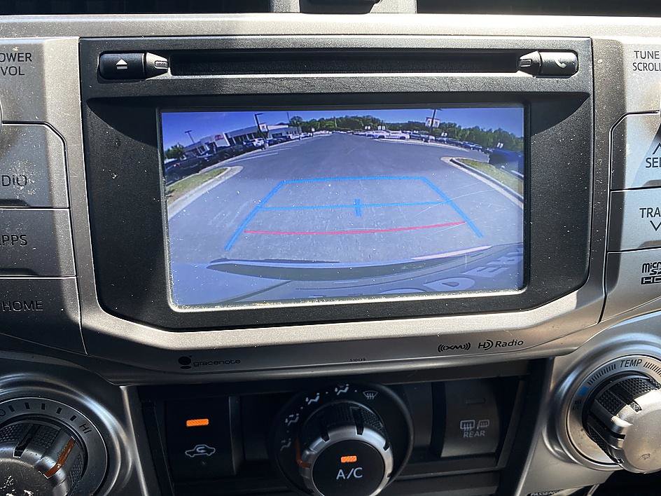 Used 2016 Toyota 4Runner SR5 AWD/4WD image 15