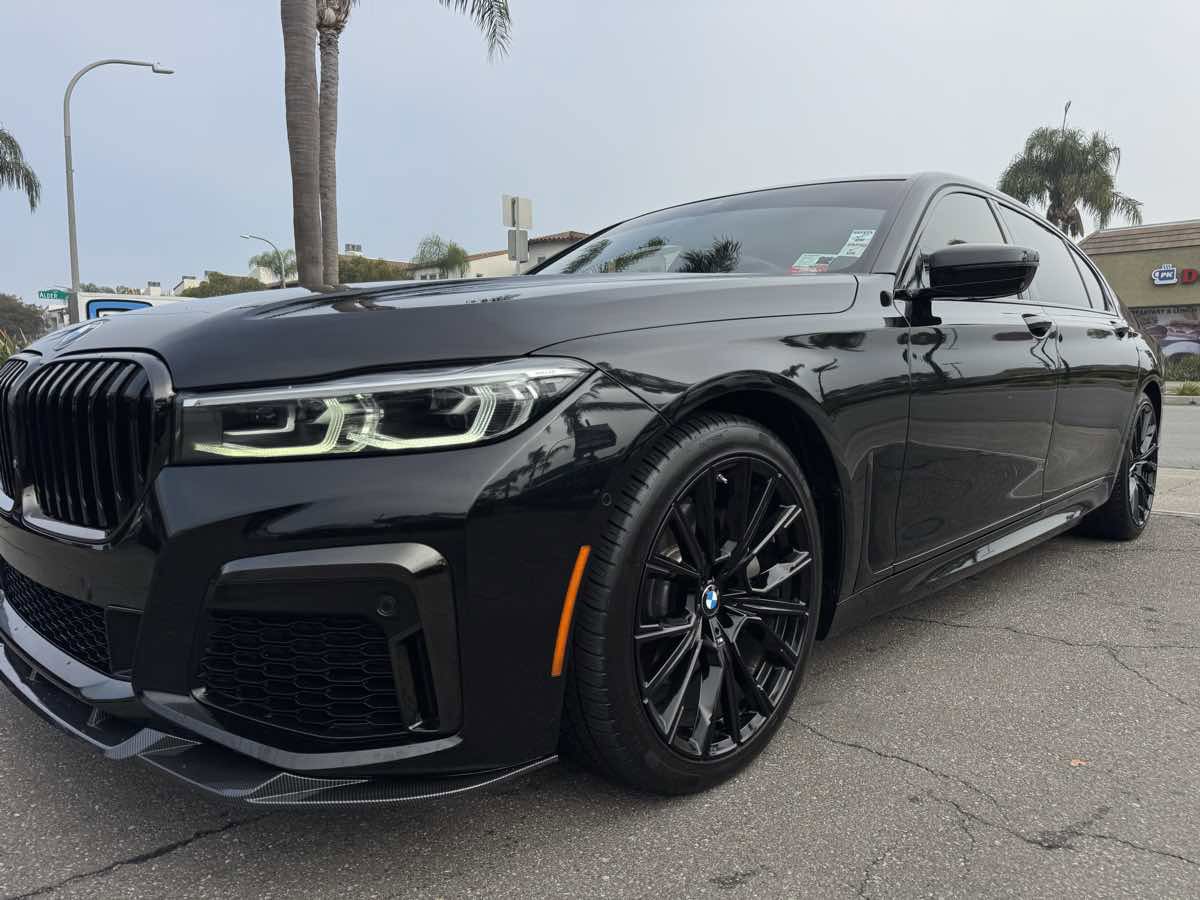 Used 2020 BMW 740i 740i w/ M Sport Package image 13