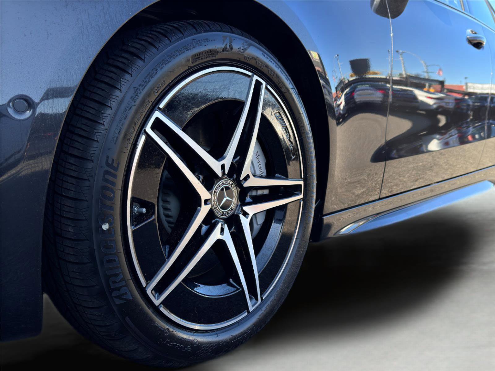 Used 2024 Mercedes-Benz C 300 4MATIC Sedan w/ Pinnacle Trim Package image 30