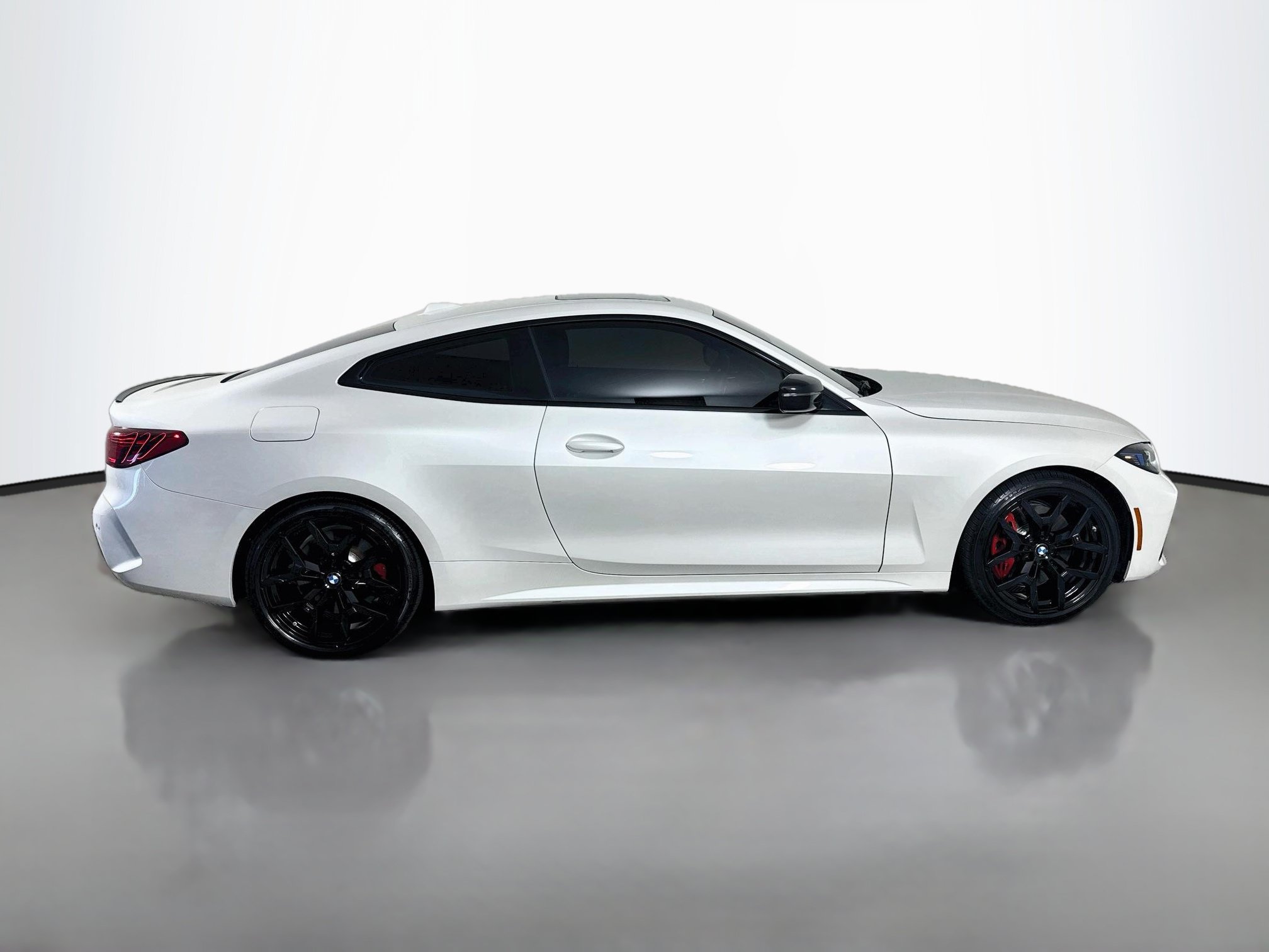 Used 2026 BMW 430i Coupe w/ M Sport Package RWD image 11