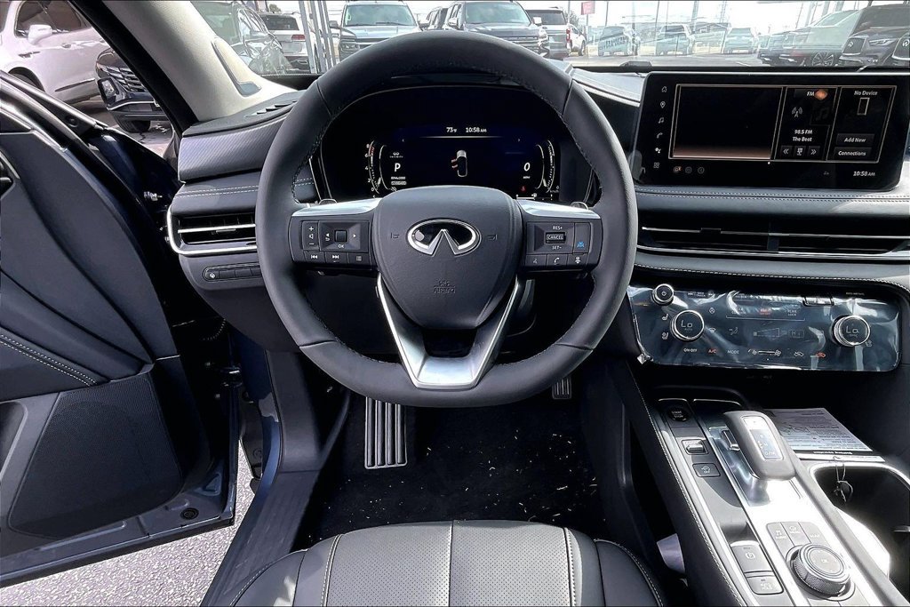 Certified 2026 INFINITI QX60 Luxe w/ Family Package FWD image 20