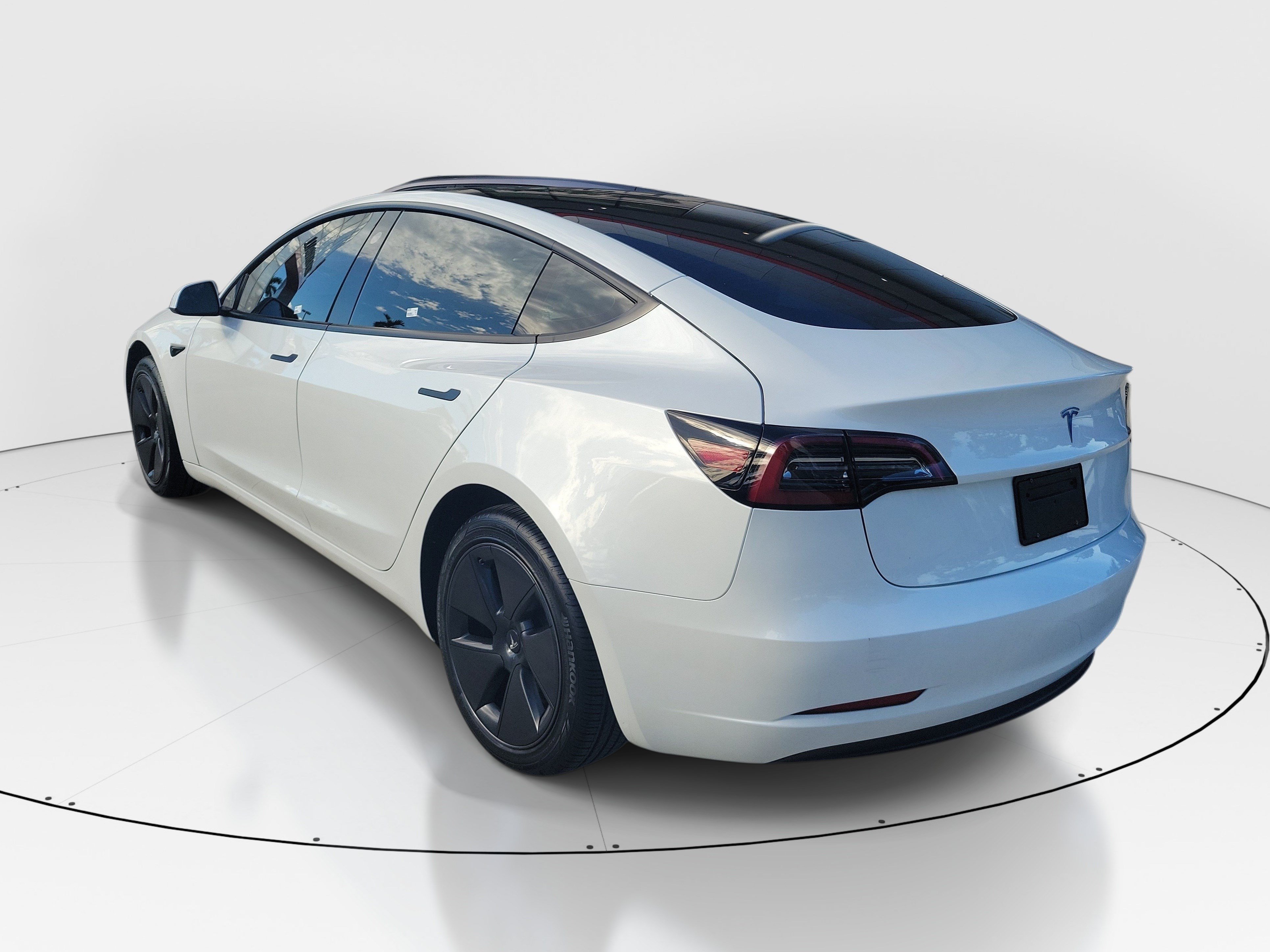Used 2023 Tesla Model 3 Standard Range RWD image 5