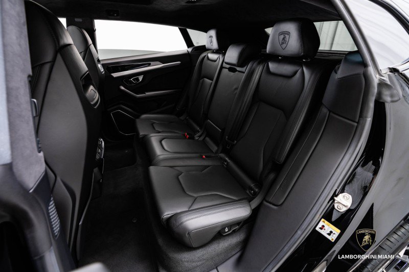 Used 2021 Lamborghini Urus image 55