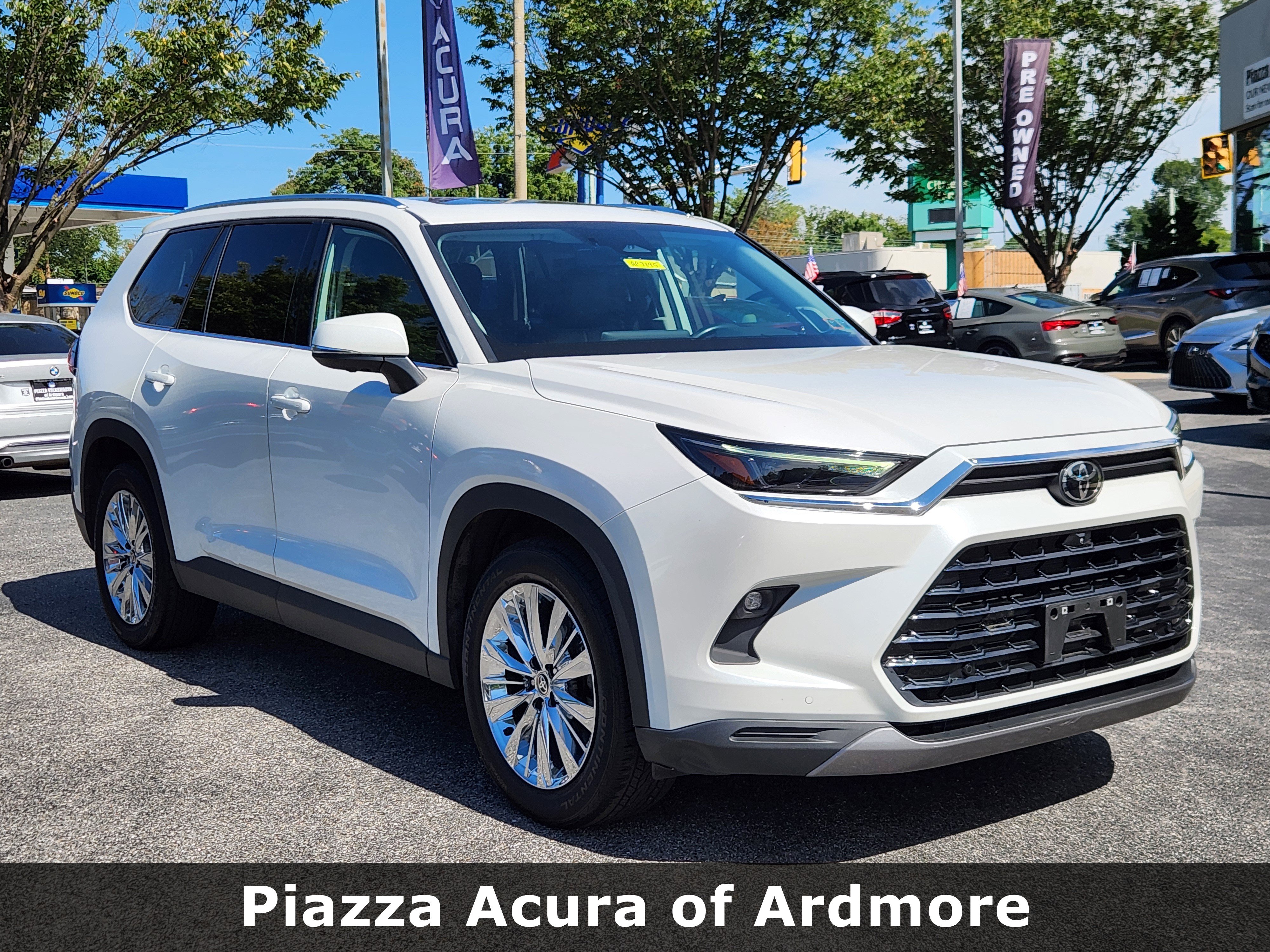 Used 2024 Toyota Grand Highlander AWD image 1