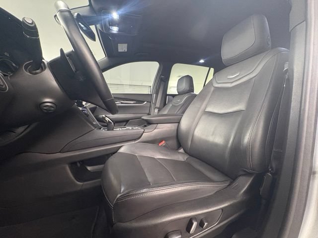 Used 2024 Cadillac XT6 Premium Luxury AWD/4WD image 17