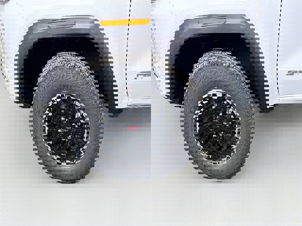 New 2026 GMC Canyon AT4 w/ Technology Plus Package image 25