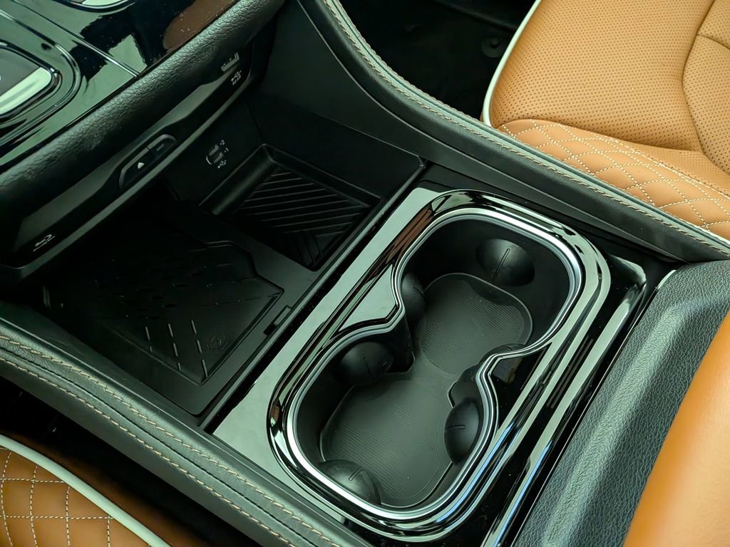 New 2026 Chrysler Pacifica Pinnacle w/ Trailer Tow Group image 26