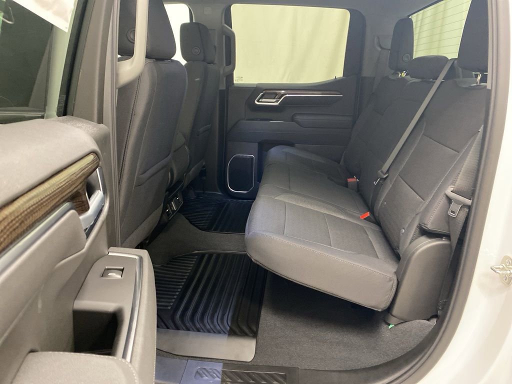 New 2026 Chevrolet Silverado 1500 LT image 16