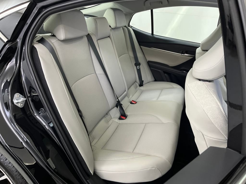 Used 2026 Toyota Camry XLE w/ Premium Plus Package image 21