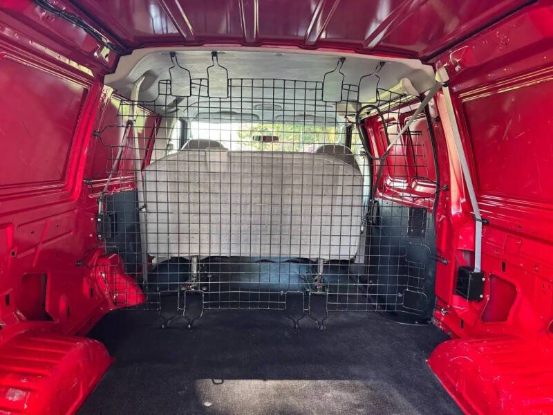 Used 2008 Ford E-350 and Econoline 350 Super Duty RWD image 25