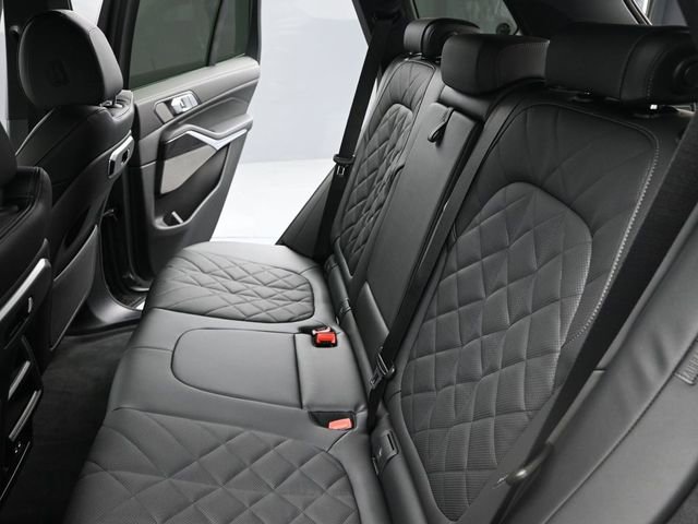 New 2026 BMW X5 xDrive40i w/ M Sport Package image 17