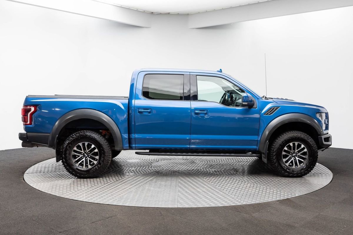 Used 2019 Ford F150 Raptor w/ Equipment Group 802A Luxury image 9